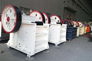想買臺小型粉碎機(jī)，廠家報(bào)價(jià)是多少錢